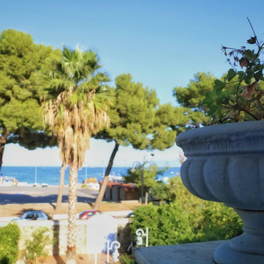 Villa Del Melograno Patti Esterno foto