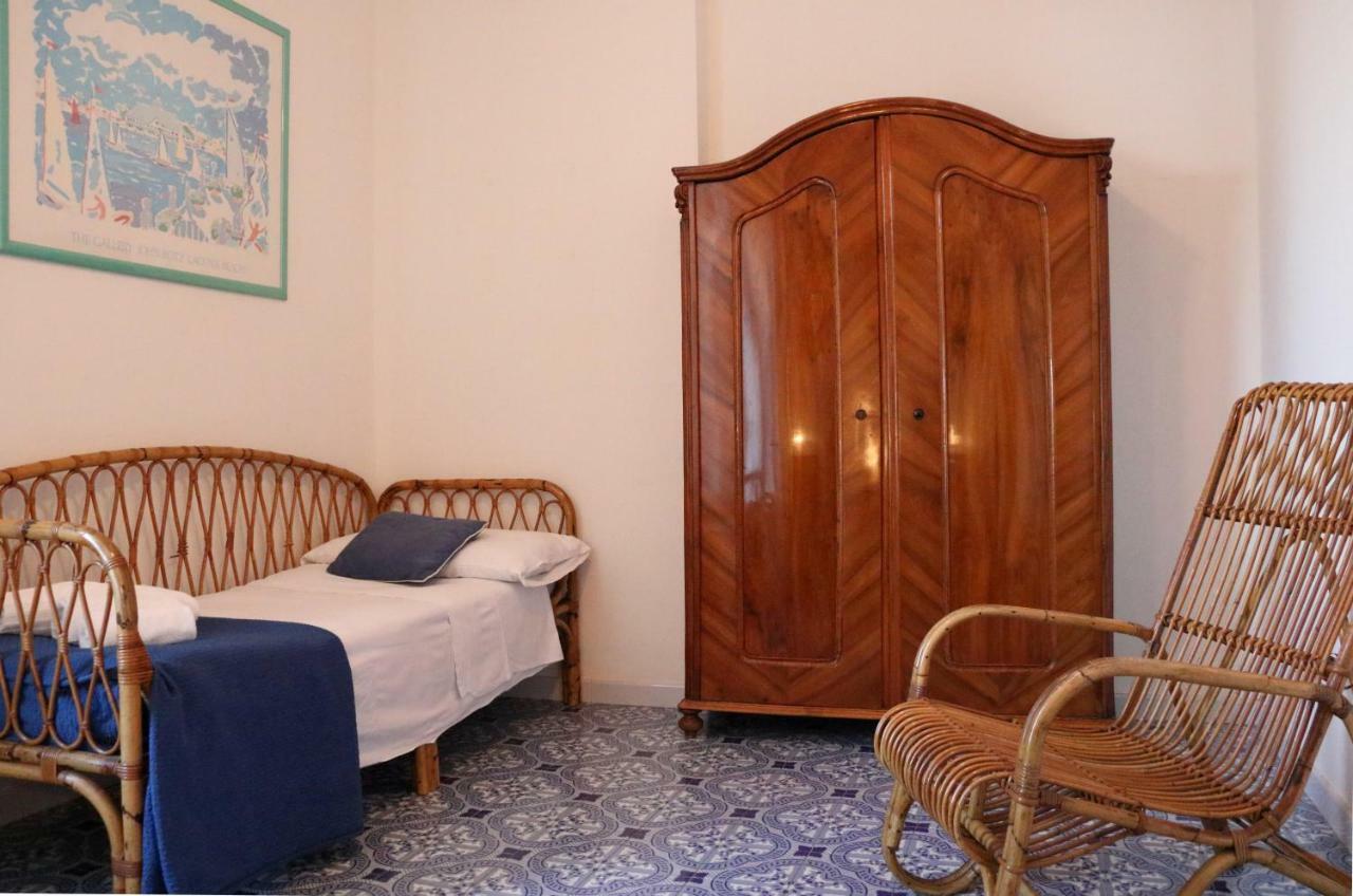 Villa Del Melograno Patti Esterno foto